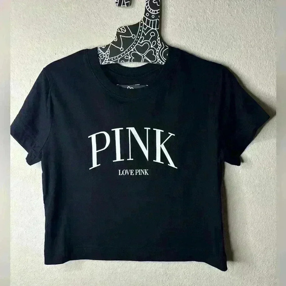 PINK short sleeve black tee shirt cotton size small NWT - Picture 1 of 3